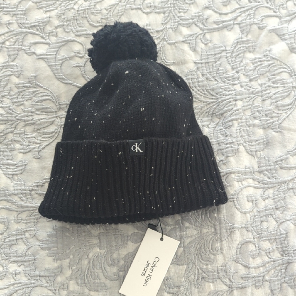Calvin Klein Jeans Black Hat with Ribbed Design and Pom-Pom